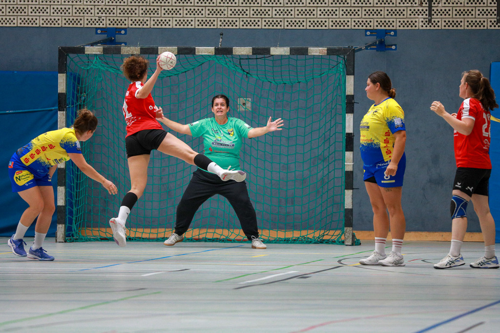 Lobberich-Neukirchen310825_004 | Bildergalerie von Sport-Ereignissen aber auch von weiteren spannenden Dingen - nicht nur vom Niederrhein. In Anlehnung an den bekannten Spruch von Hanns Dieter Hüsch heißt das Motto: "Niederrhein ist überall".  - Realisiert mit Pictrs.com