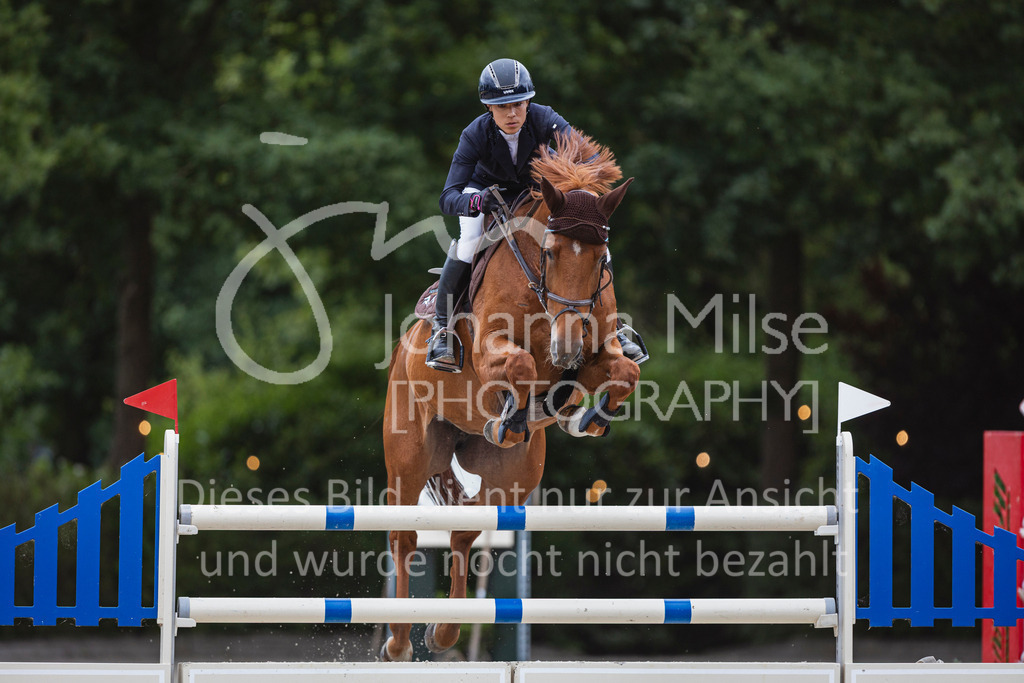 240614_Lemwerder_S1-Springen-509 | Deine schönsten Turniermomente als professionelle Fotos! Entdecke hochwertige Pferdesport-Fotografie im Online-Shop. Jetzt Fotos finden & bestellen!