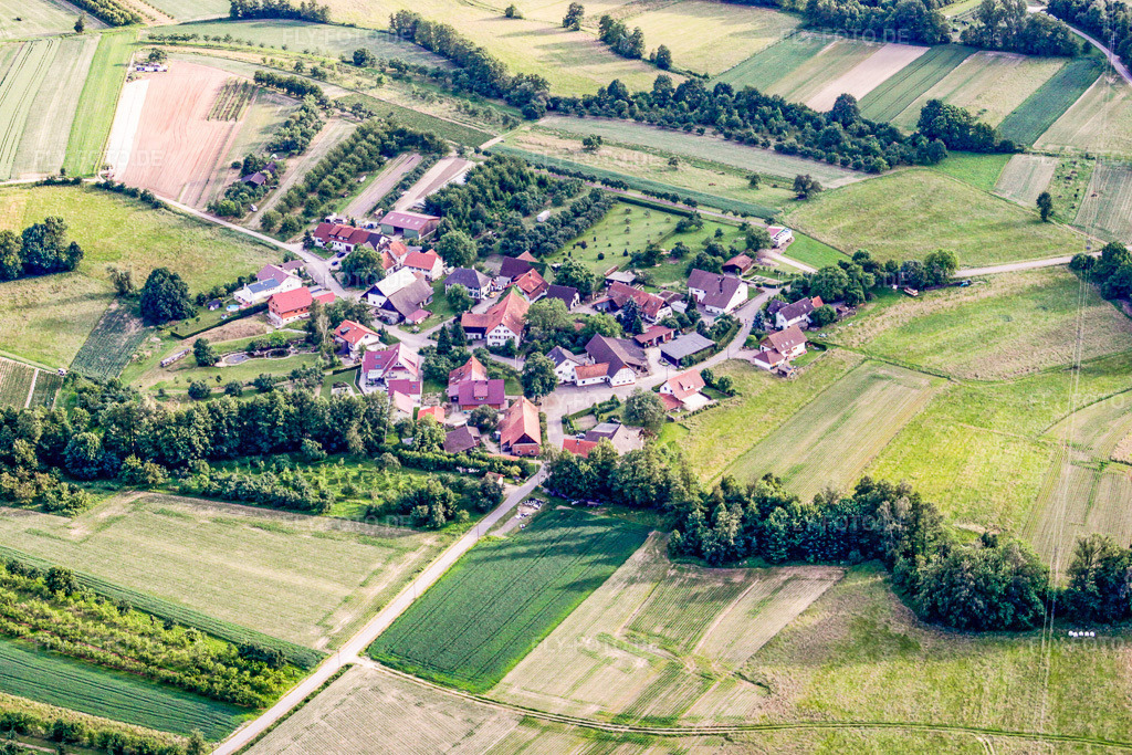 Luftbild: Ortsansicht von Nordosten im Ortsteil Walzfeld in Ottersweier im Bundesland Baden-Württemberg in Deutschland. – Foto: IMG_18839.jpg vom 03.06.2009 durch Werner Riehm/FLY-FOTO.de – Auflösung des Originals: 4752 x 3168 px