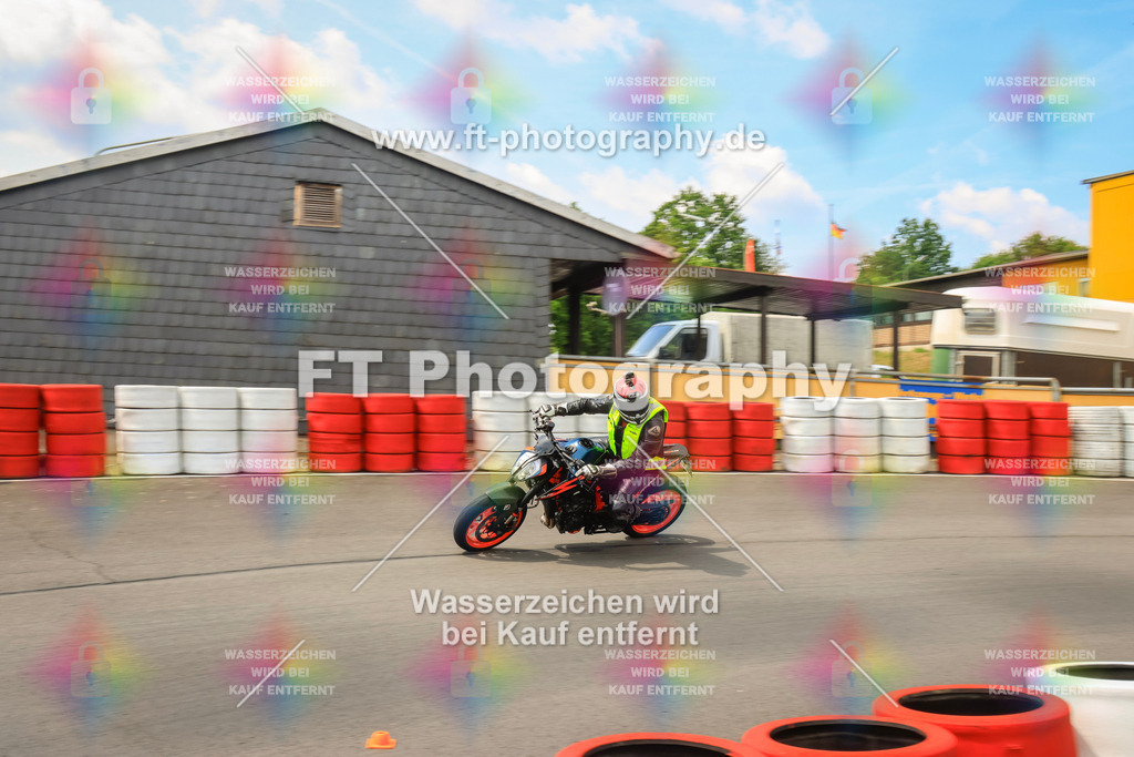 _DSK2795 | Hier findet Ihr Bilder von Touristenfahrten auf der Nürburgring Nordschleife oder von anderen Veranstaltungen die ich besucht habe. Viel Spass beim Durch Schauen 