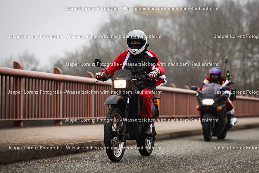 X-Mas Ride I Kiel I 2025 | Jasper Lorenz Fotografie - Realisiert mit Pictrs.com