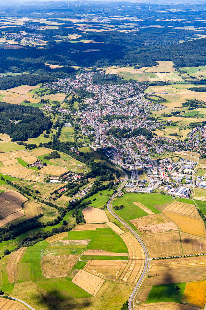 Luftbild: Ortsansicht von Südosten im Ortsteil Rodheim-Bieber in Biebertal im Bundesland Hessen in Deutschland. Foto: IMG_142056.jpg vom 07.07.2024 durch Werner Riehm/FLY-FOTO.de