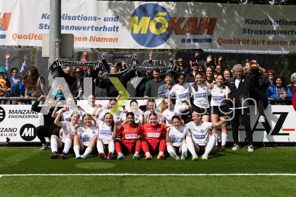 Fußball I Frauen I Saison 2025-2026 I Frauen 3. Liga | FVRZ Gruppe 2 | 18. Spieltag I Spielvereinigung Schaffhausen Damen 1 - Team Furttal Zürich I 17.05.2026 | Hochwertige Sportfotos kaufen & lizenzieren für Medien, Vereine, Agenturen & Sportler:innen. Entdecke professionelle Sportfotografie im Bildshop von Alexander Franzen. - Realisiert mit Pictrs.com