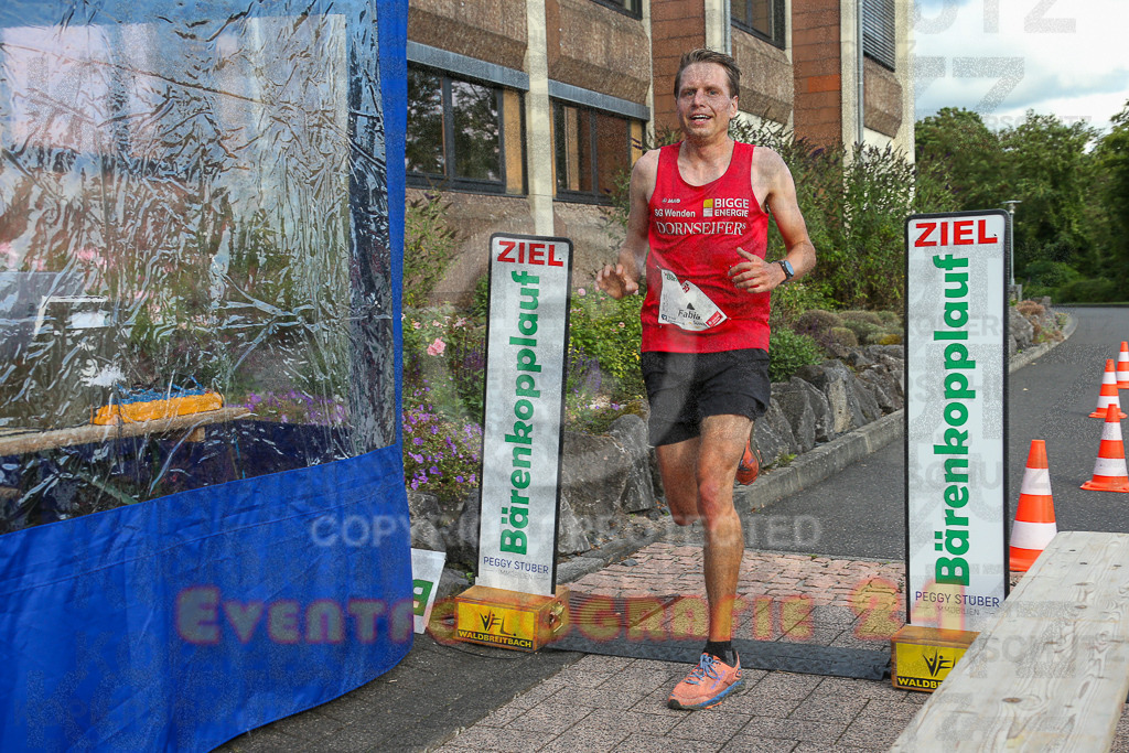 250801_1842_EX1_6597 | Sportfotografie im Rhein-Sieg Kreis, Köln, Bonn, NRW, Rheinland Pfalz, Hessen, etc. Unser Tätigkeitsfeld umfasst den Laufsport vom Volkslauf über den Marathon, Duathlon, Triathon bis zum Ultralauf wie Kölnpfad Ultra oder Schindertrail.