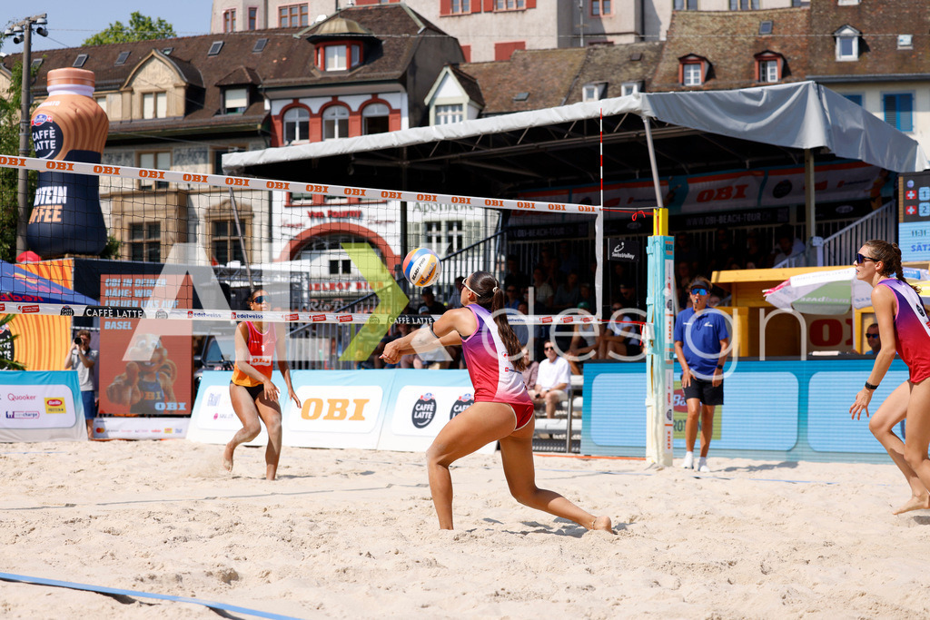 Obi BeachTour 2026 - Basel | BASEL, SWITZERLAND - JULY 19: ZOÉ FLÜCKIGER (SUI)  during the Obi BeachTour 2026 match between CSONTOS / DEECKE (SUI) and FLÜCKIGER / DEMIERRE (SUI) at Barfüsserplatz on July 19, 2026 in Basel, Switzerland. - Realisiert mit Pictrs.com