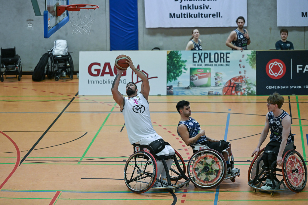 gml_068 | Fotos von Basketballspielen aus dem Raum NRW fotografiert von Gero Mueller-Laschet und Daniel Schaefer - Realisiert mit Pictrs.com