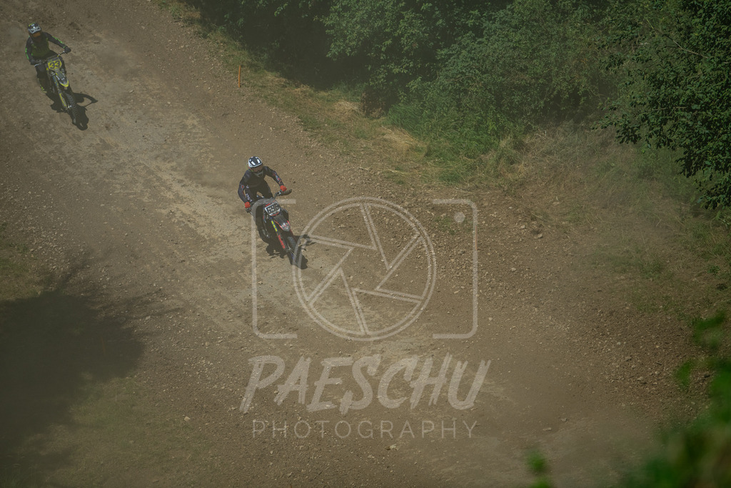 Se E+R (319) | Paeschuphoto Shop - Wer nicht sucht der auch nicht findet.Ob Motocrossbilder oder von einem besuchtem Spiel, Hauptsache Action. - Realisiert mit Pictrs.com
