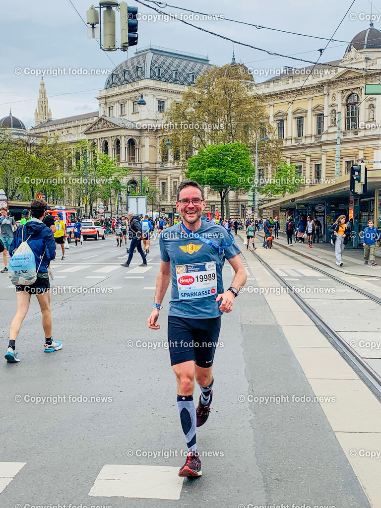 Michael Muenzner_ Priester_ 28.01.2024-5 | 28.01.2024, Harrachstrasse Linz, AUT, Bischoefliches Priesterseminar der Dioezese Linz, im Bild Michael Muenzner (Priester, Leiter Bereich Verkuendigung und Kommunikation, Leiter Berufungspastoral, Kurat Pfarre Muehlviertel Mitte, Dioezese Linz)

REPRO