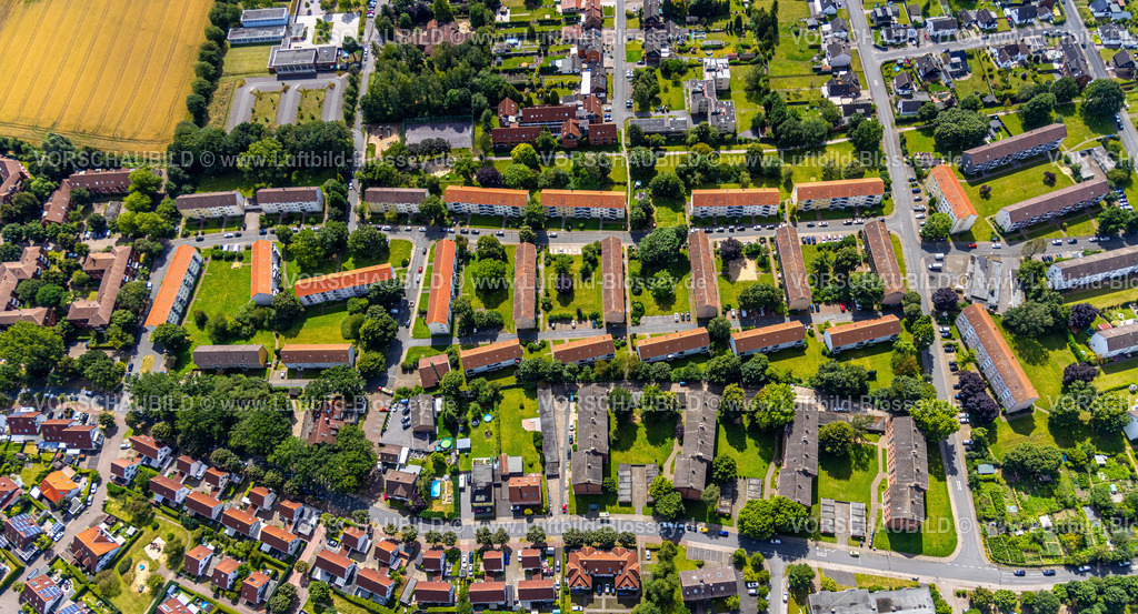 Hamm240706188 | Luftbild, Reihenhaus-Mietshäuser Wohnsiedlung Kurt-Schumacher-Straße, Theodor-Heuss-Straße und Herringer Heide, Stadtbezirk Herringen, Hamm, Ruhrgebiet, Nordrhein-Westfalen, Deutschland