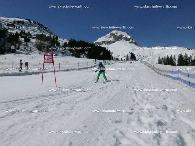 Anna Maria (1) | Photos von der Skischule Warth - Realisiert mit Pictrs.com