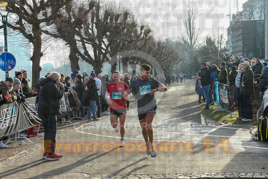 241231_1152_EX1_2778 | Sportfotografie im Rhein-Sieg Kreis, Köln, Bonn, NRW, Rheinland Pfalz, Hessen, etc. Unser Tätigkeitsfeld umfasst den Laufsport vom Volkslauf über den Marathon, Duathlon, Triathon bis zum Ultralauf wie Kölnpfad Ultra oder Schindertrail.