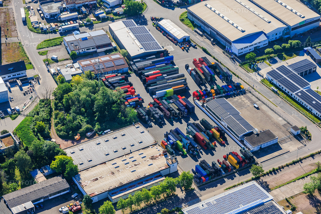 Luftbild: Wilsmann Logistik GmbH in Edenkoben im Bundesland Rheinland-Pfalz in Deutschland.Foto: IMG_156741.jpg vom 23.05.2026 durch Werner Riehm/FLY-FOTO.deAuflösung des Originals: 6000 x 4000 pxWWW.WILSMANN-LOGISTIK.DE