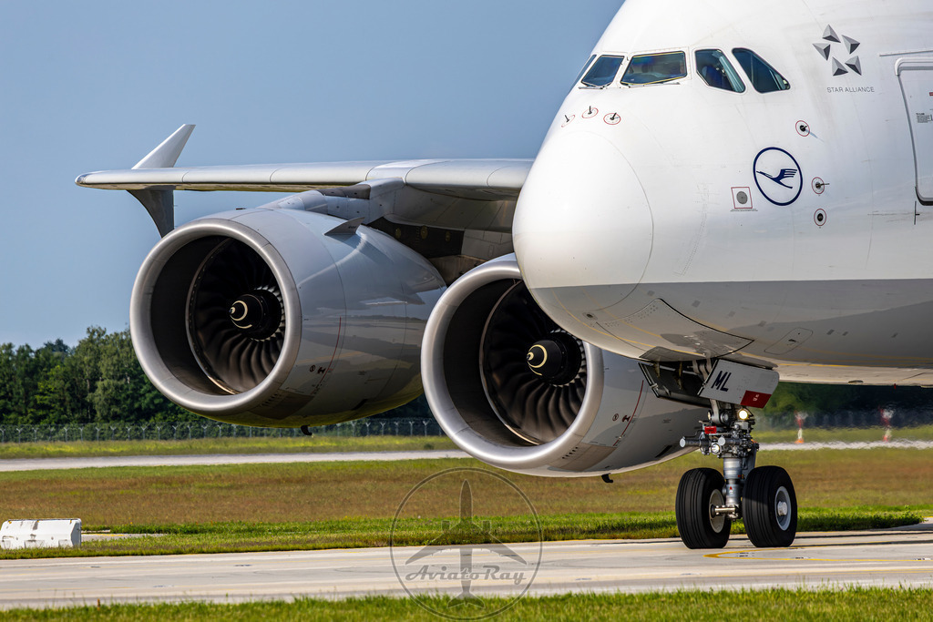 LH425-A388-D-AIML-BOS-MUC-20250609-1 | Browse breathtaking aviation photography and order high-quality prints from AviatoRay's gallery. Perfect for enthusiasts and collectors. - Realisiert mit Pictrs.com