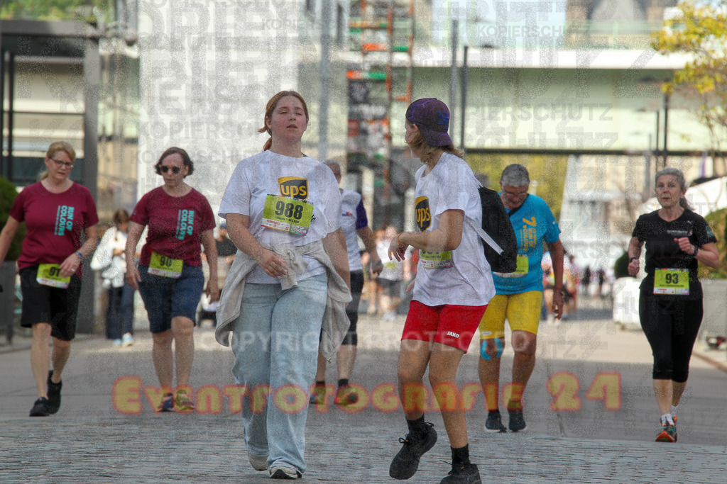 250920_1346_EV4_6645 | Sportfotografie im Rhein-Sieg Kreis, Köln, Bonn, NRW, Rheinland Pfalz, Hessen, etc. Unser Tätigkeitsfeld umfasst den Laufsport vom Volkslauf über den Marathon, Duathlon, Triathon bis zum Ultralauf wie Kölnpfad Ultra oder Schindertrail.