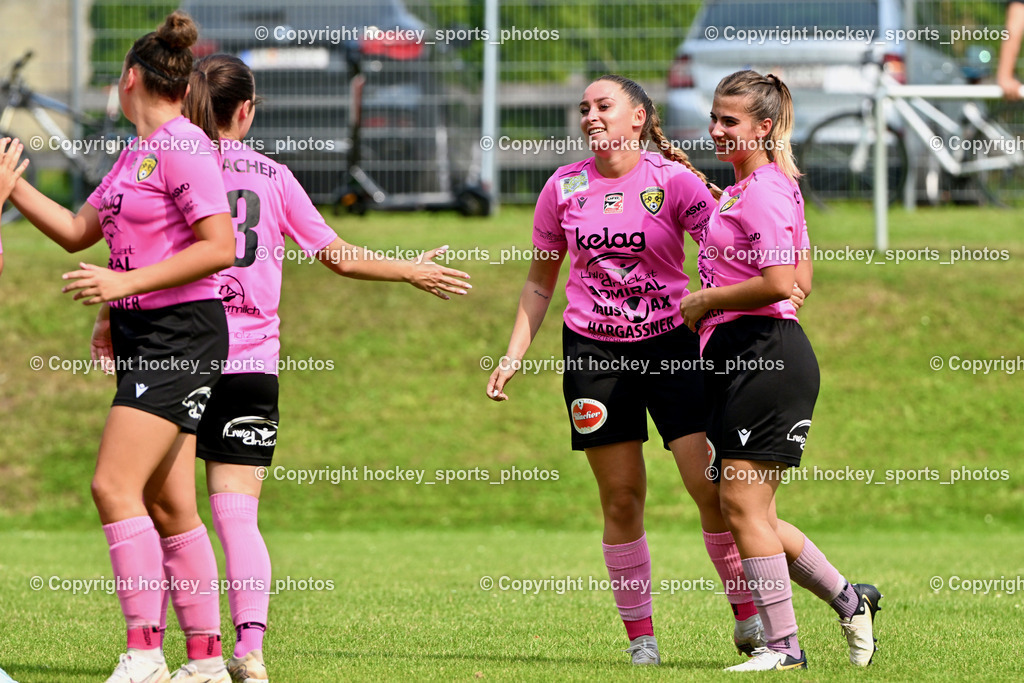 Carinthians Hornets vs. GAK 1902 Frauen | Jubel Carinthians Hornets, #10 Elisa Ciccarelli Carinthians Hornets, #9 Alicia Morgenstern Carinthians Hornets, Carinthians Hornets vs. GAK 1902 Frauen, Carinthians Hornets vs. GAK 1902 Frauen am 01.09.2024 in Sachsenburg (Sportplatz Sachsenburg), Austria, (Photo by Bernd Stefan)