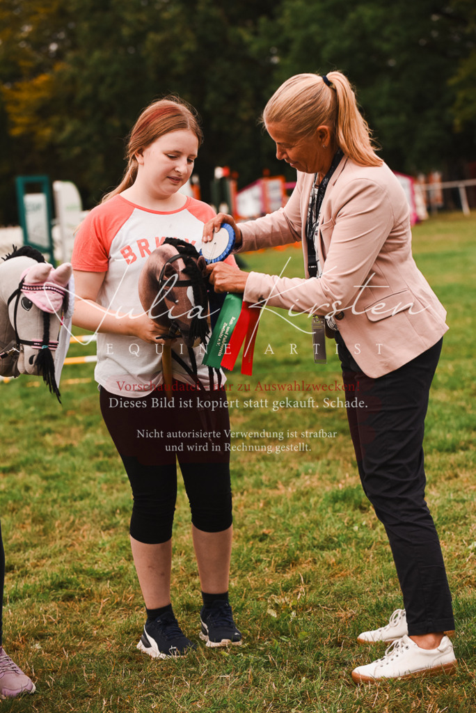 DSC_4475 | Pferde- und Turnierfotografie in Westsachsen. Pferdeportraits, Auftragszeichnungen und intuitive Kunst.