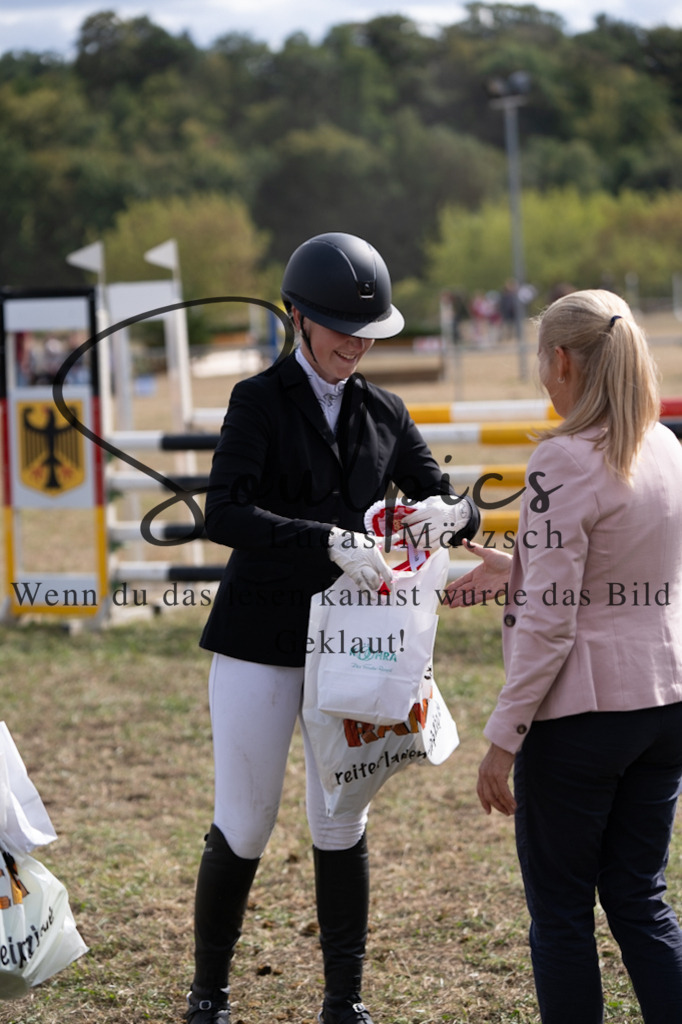 A7V09046 | Turnier/Reitfotograf