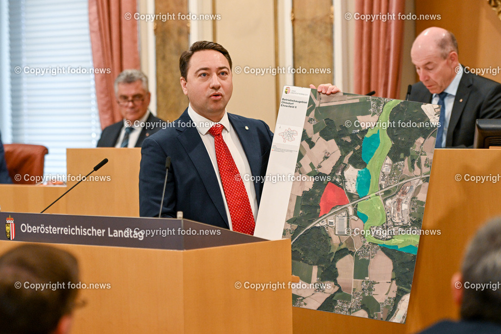 Landhaus Linz_ Promenade_ Landtagssitzung_ 20.04.2023-53 | 20.04.2023, Landhaus Linz AUT, Promenade, Landtagssitzung, im Bild LH-Stv. Manfred Haimbuchner (FP)