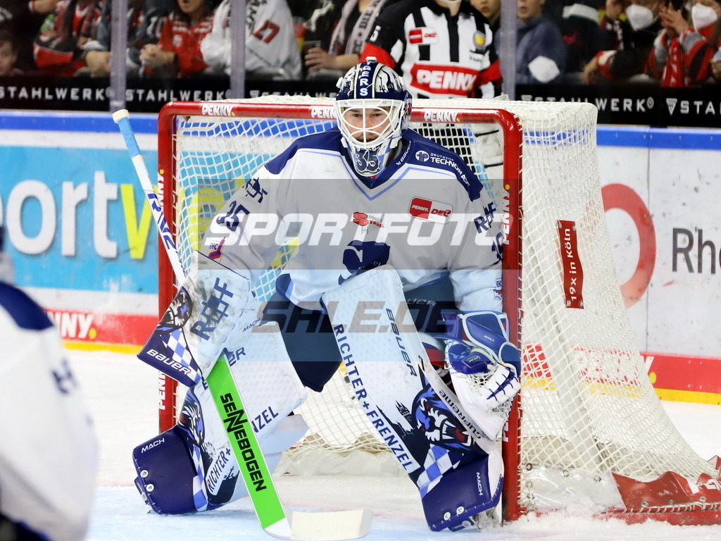 Hunter Miska - STR | Hunter Miska - STR - Realisiert mit Pictrs.com