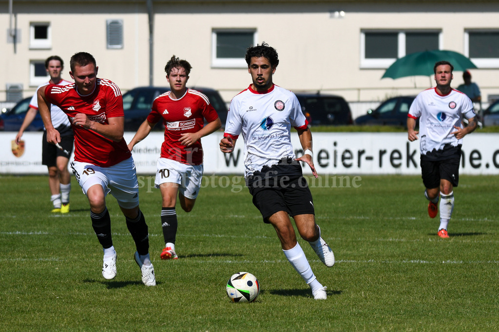 SpVgg Plattling : TSV Mauth I Testspiel 21.06.2025 I Bezirksliga West ( BzL Ndb. West) | Arda Ulukus (SpVgg Plattling) - Realisiert mit Pictrs.com