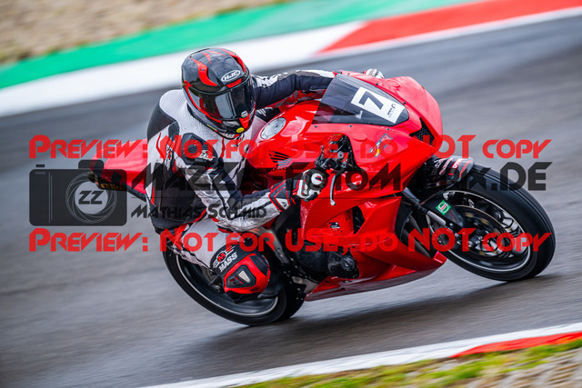 MaZZes_Fotomatrix_240518_6007705_5057 | Fotograf Mathias Schmid
Sportfotograf,
Eventfotograf,
Hochzeitsfotograf,
Portraitfotograf