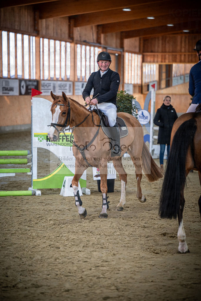 DOS_1970 | Entdecke hochwertige Reitturnierfotos von Foto Oger. Professionell, emotional und authentisch – jetzt Lieblingsmomente im Shop bestellen.Deutschlandweite Turnierfotografie. - Realisiert mit Pictrs.com
