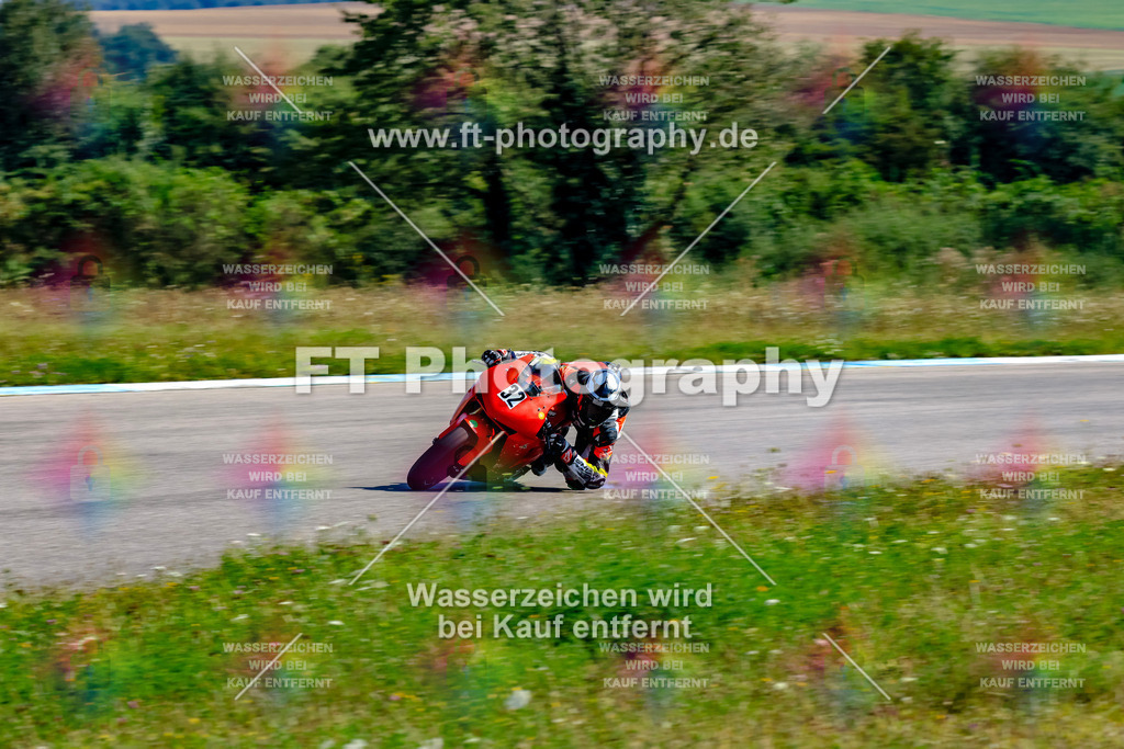 032-4074 | Hier findet Ihr Bilder von Touristenfahrten auf der Nürburgring Nordschleife oder von anderen Veranstaltungen die ich besucht habe. Viel Spass beim Durch Schauen 