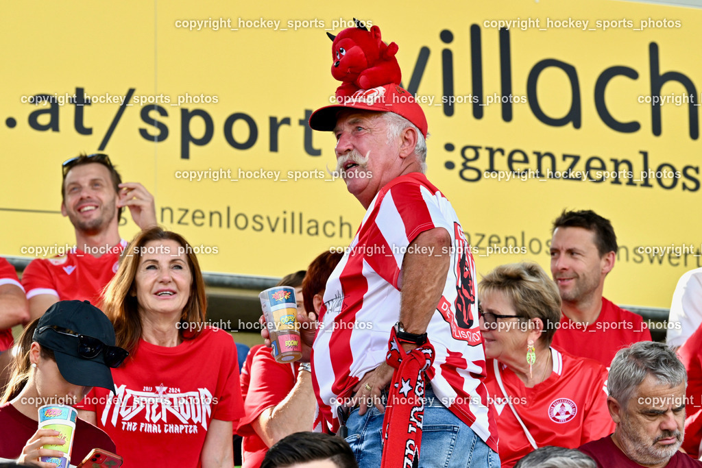 ATUS Velden vs. GAK | Besucher Stadion Lind, GAK Fans, ATUS Velden vs. GAK, ATUS Velden vs. GAK am 26.07.2024 in Villach (Stadion Lind), Austria, (Photo by Bernd Stefan)