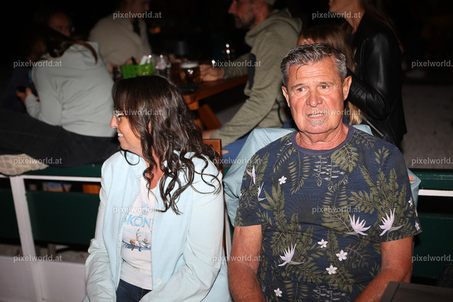 Modern Stockings beim Kreuzwirt | Bildershop von pixelworld.at - Realisiert mit Pictrs.com