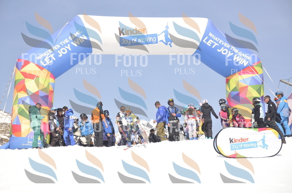 _ELE9002 | holidayphoto