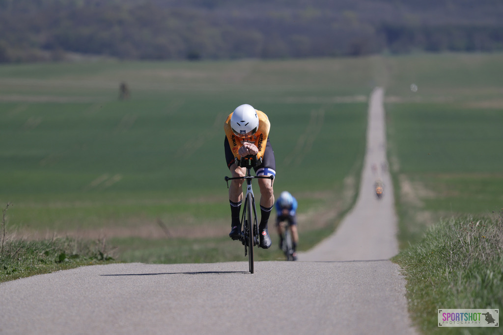 368A2972 | Neusiedlersee Radmarathon 2026@sportshot_your_pictrs #yourpictures#roadtowm2029 #nrm #neusiedlerseeradmarathon #neusiedlersee #neusiedlerseetourismus #burgenland #mörbisch #nrm26 #burgenlandtourismus #voglundco #poweredbyburgenlandtourismus #radsport #rad #marathon #ucigranfondo #visitburgenland #ucigranfondoworldseries