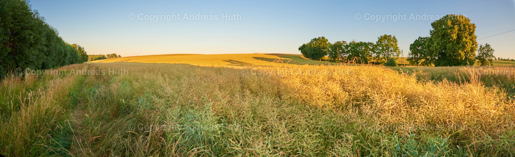 Am Schwochauer Bach (links) | Bedeutsame Landschaften Deutschlands - Realisiert mit Pictrs.com