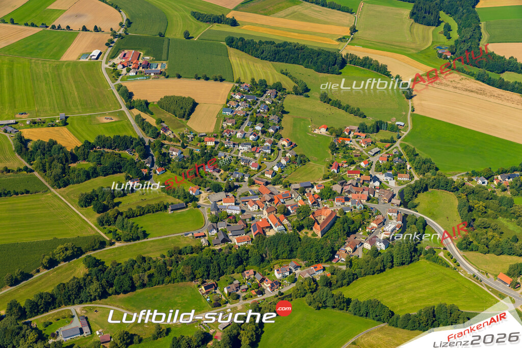 Luftbild Vs Google Maps  Burgtreswitz  Moosbach -Das Luftbild wurde 2025 vom UL-Flugzeug heraus erstellt ( keine Drohne ) - Hochauflösende Luftaufnahme -Nicht vergleichbar mit Google Maps oder Satelittenbilder- Die Geschenkidee !Mit Lizenz und Bildrechte bestellbar
