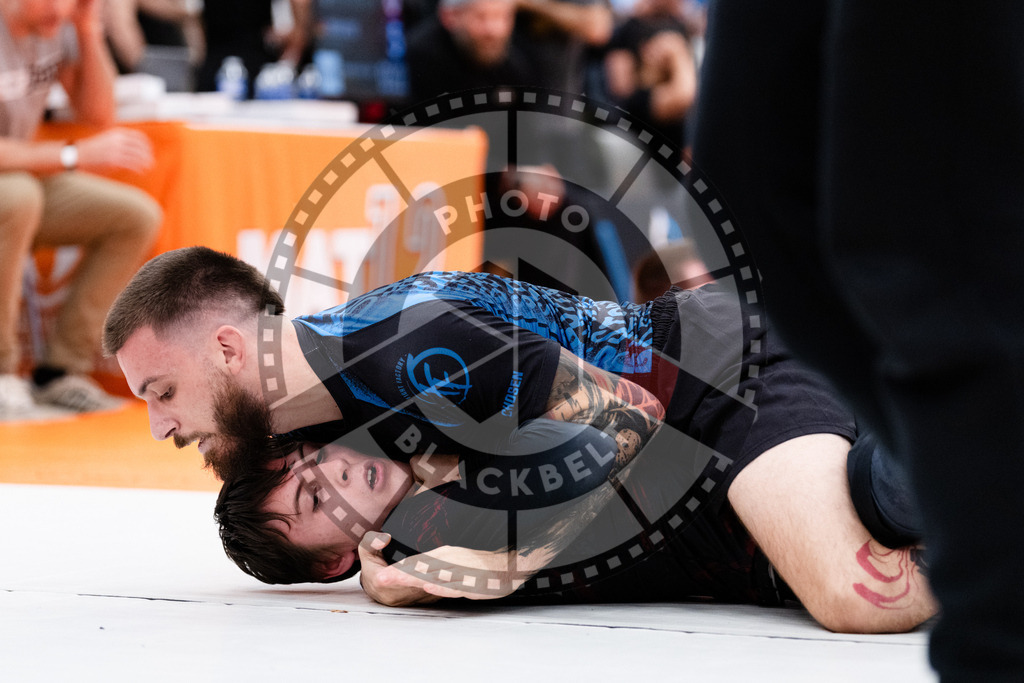 20251122PBB14067 | Athletes compete during the Grappling Industries Berlin Jiu-Jitsu and Grappling Championship, on November 22, 2025 in Berlin, Germany. © photoblackbelt