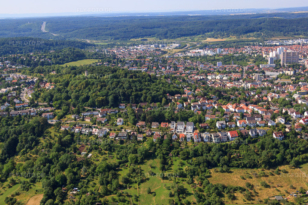 Luftbild: Oberer Schützenrain vor dem Engelberg in Leonberg im Bundesland Baden-Württemberg in Deutschland. Foto: IMG_70053.jpg vom 06.07.2014 durch Werner Riehm/FLY-FOTO.de – Auflösung des Originals: 4752 x 3168 px