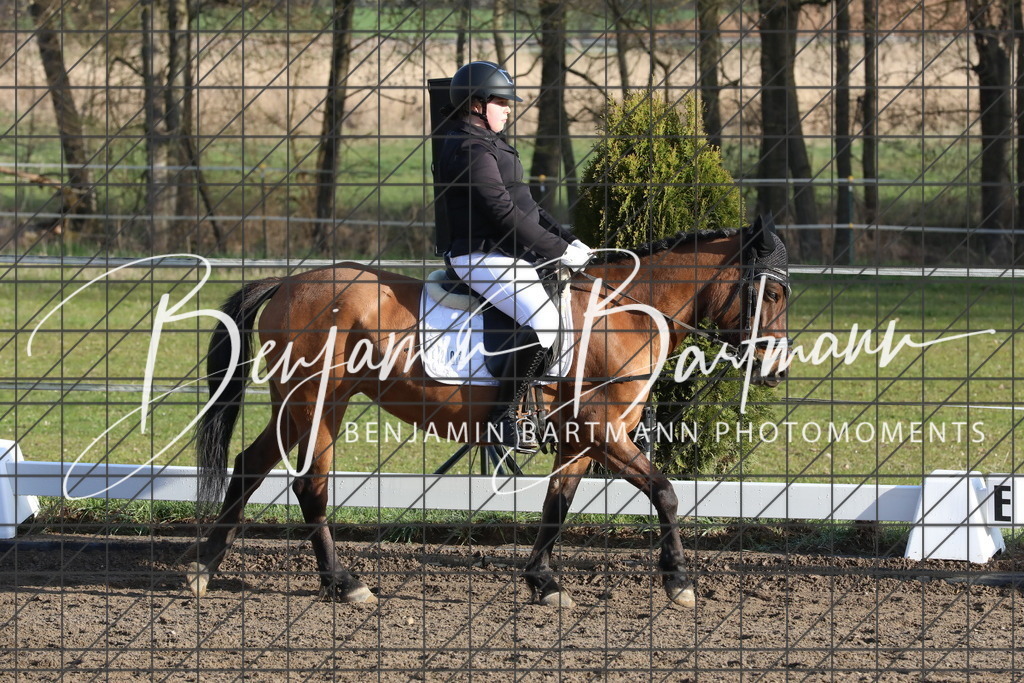 AZ2A2502 | Benjamin Bartmann Photomoments