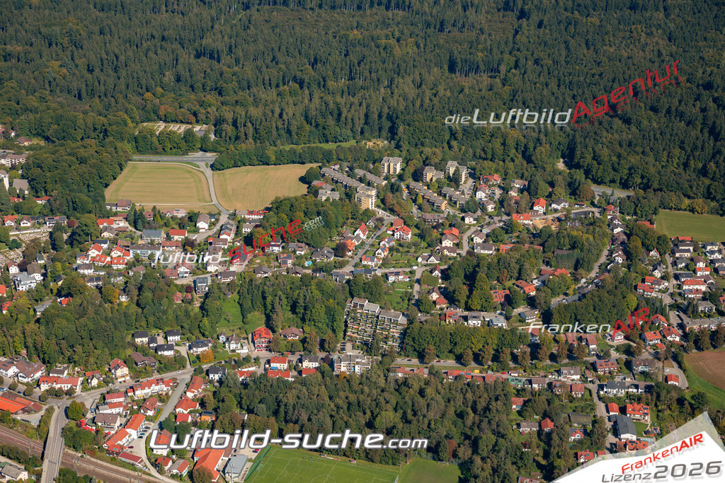 Aktuelles Luftbild von  Kirchseeon Kauf mit Lizenz / Bildrechten möglich- Die Luftaufnahme wurde 2021 mittels UL-Flugzeug erstellt ( keine Drohne ) - hochauflösende Kamera-Systeme von  Canon -Beste Qualität - Für grossformatige Ausdrucke geeignet. Die Geschenkidee !