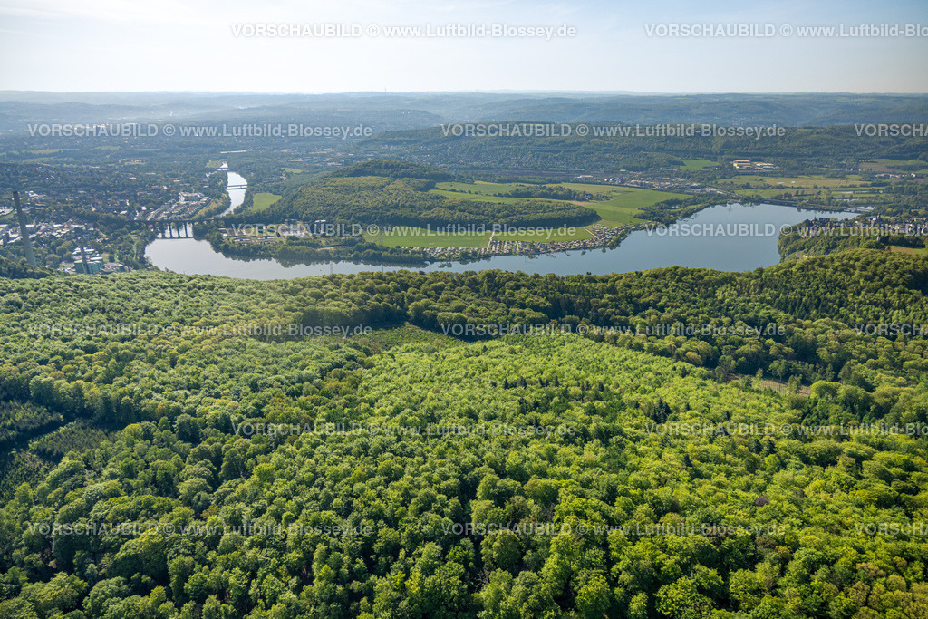 Herdecke240503101 | Luftbild, Waldgebiet Ardeywald, Harkortsee und Blick zum waldreichen Kaisberg, Campingplätze Caravan- und Wassersportverein Harkortsee (CWVH) und Wassersport- u. Campingverein Hagen e.V., links der Ruhr-Viadukt mit Blick nach Herdecke, Herdecke, Ruhrgebiet, Nordrhein-Westfalen, Deutschland