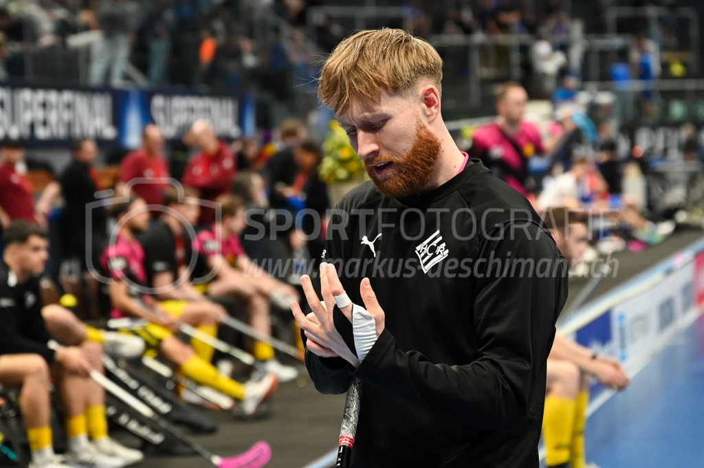 Zug United - HC Rychenberg - 25. April 2026 | Noah Püntener (#19 HC Rychenberg Winterthur) am L-UPL Superfinal-Spiel zwischen Zug United und HC Rychenberg am 25. April 2026 in der BCF Arena, Fribourg, Schweiz.Bild: Sportfotografie Markus Aeschimann | www.markus-aeschimann.ch - Realisiert mit Pictrs.com