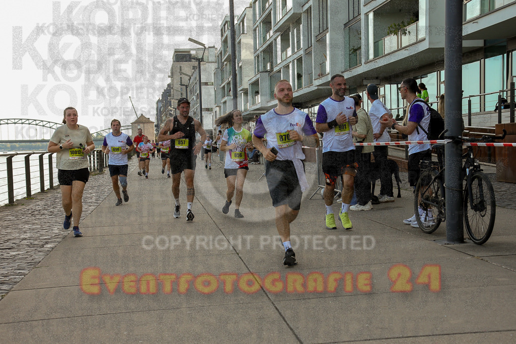 250920_1452_EX1_8045 | Sportfotografie im Rhein-Sieg Kreis, Köln, Bonn, NRW, Rheinland Pfalz, Hessen, etc. Unser Tätigkeitsfeld umfasst den Laufsport vom Volkslauf über den Marathon, Duathlon, Triathon bis zum Ultralauf wie Kölnpfad Ultra oder Schindertrail.