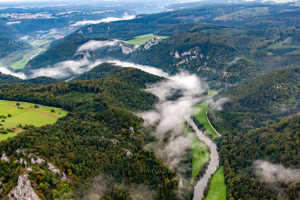 Luftbild: Donaudurchbruch in Fridingen an der Donau im Bundesland Baden-Württemberg in Deutschland. Foto: IMG_71769.jpg vom 31.08.2014 durch Werner Riehm/FLY-FOTO.de