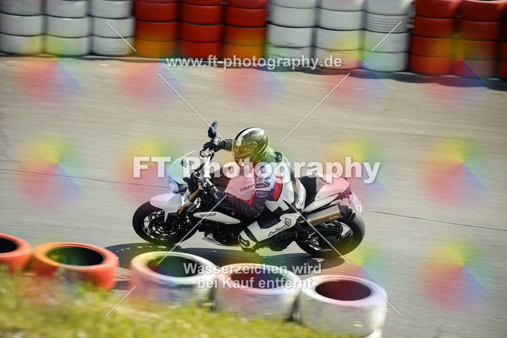 OBK_Mai_Volker_Adam-10633 | Hier findet Ihr Bilder von Touristenfahrten auf der Nürburgring Nordschleife oder von anderen Veranstaltungen die ich besucht habe. Viel Spass beim Durch Schauen 