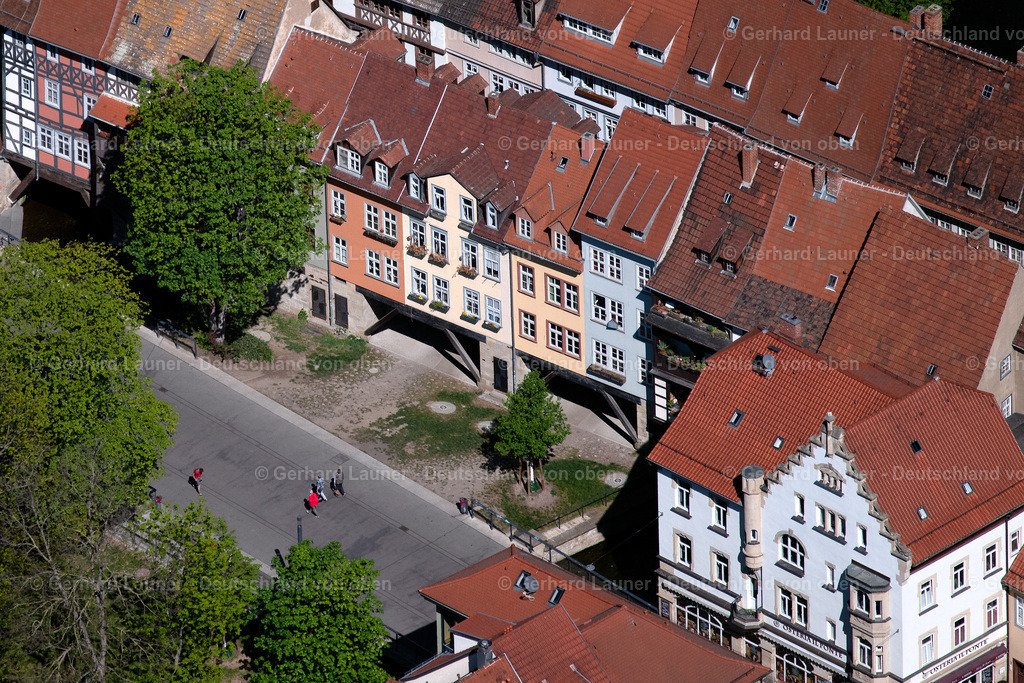 4026585 | ERFURT 07.05.2020 Platz- Ensemble " Wenigemarkt " im Innenstadt- Zentrum im Ortsteil Altstadt in Erfurt im Bundesland Thüringen, Deutschland. // Ensemble space an place " Wenigemarkt " in the inner city center in the district Altstadt in Erfurt in the state Thuringia, Germany. Foto: Gerhard Launer