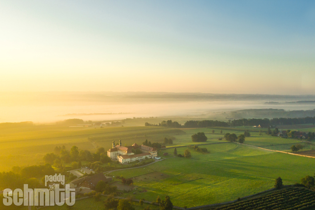 PS-Oberschwaben-2026-46 | Entdecke die größte Bildgalerie der Region mit Fotografien aus dem Allgäu, der Bodenseeregion, Oberschwaben, dem Donautal und der Schwäbischen Alb. Landschaften, Luftaufnahmen und Reisefotografie als Wandbild und Fotokunst. - Realisiert mit Pictrs.com