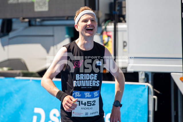 20250427-NSZ_3287 | DEU, Düsseldorf, 27.04.2025 Uniper Düsseldorf Marathon 2025 - Realisiert mit Pictrs.com