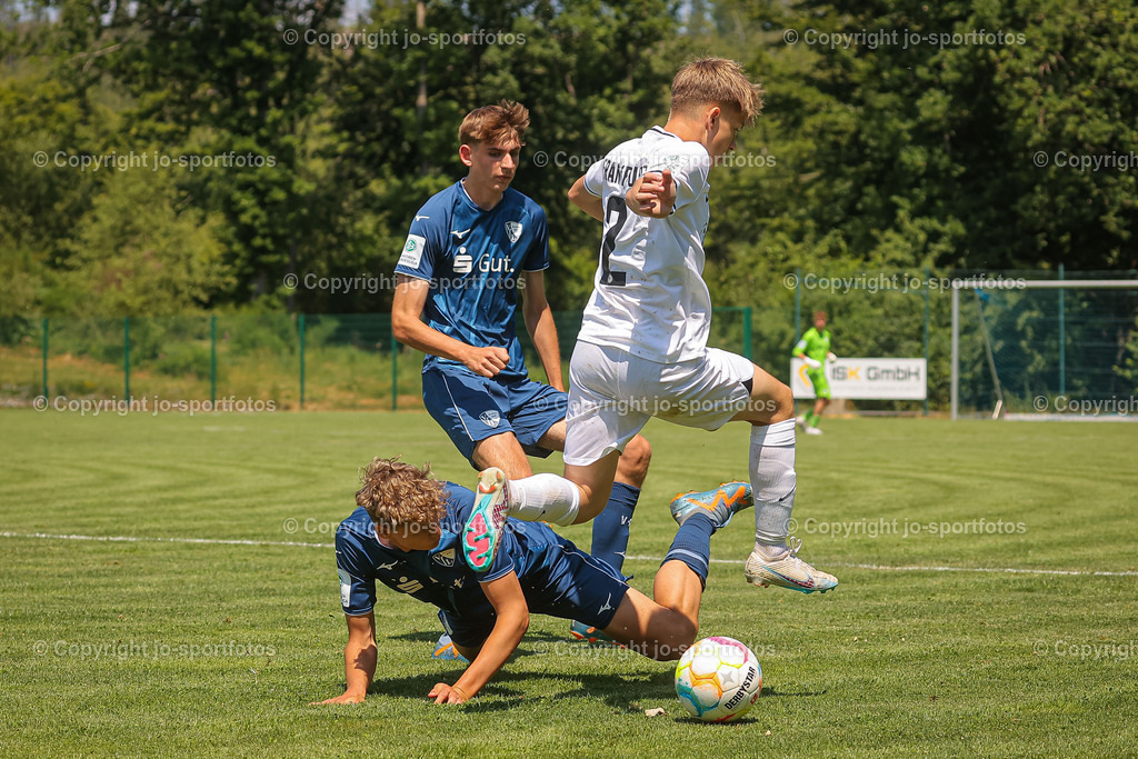 BQ3I5188 | 17.06.2023; Testspiel; Rasenplatz Offdilln; VfL Bochum U17 - Eintracht Frankfurt U17; Ergebnis: 3:1 (1:1)