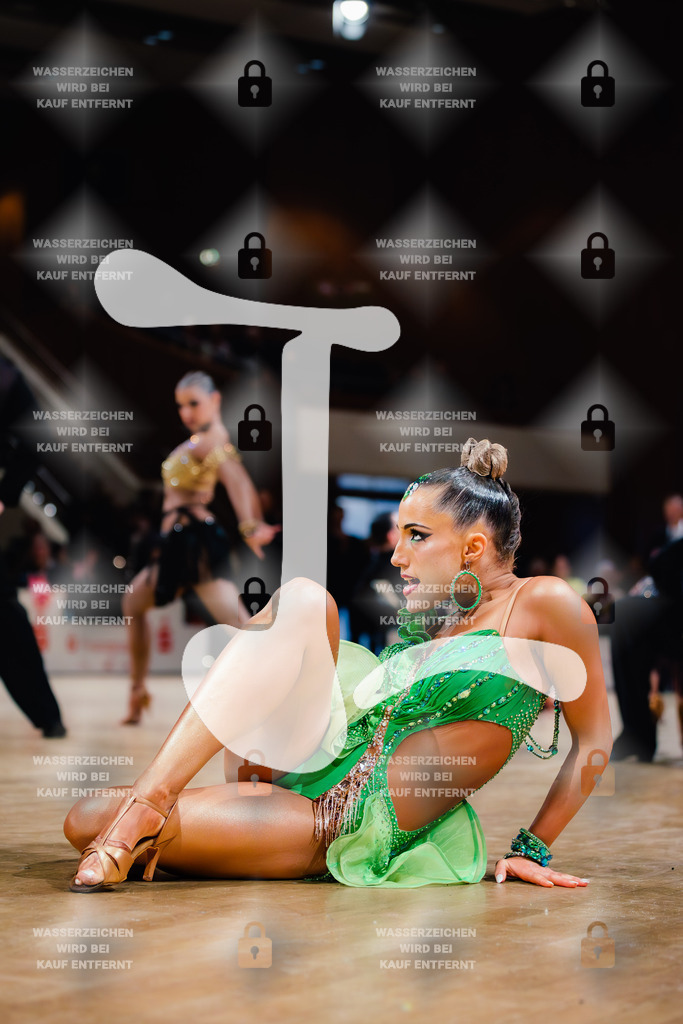 Goldstadtpokal 2025 - WDSF World Open Latin 29th (36) Kevin Baumann _ Alisa Klemm (Schwarz Weiß Club Pforzheim)-2025-01-25-6378 | Webshop for digital downloads and prints of dance sport, event & show photographer Julian Link - Realisiert mit Pictrs.com