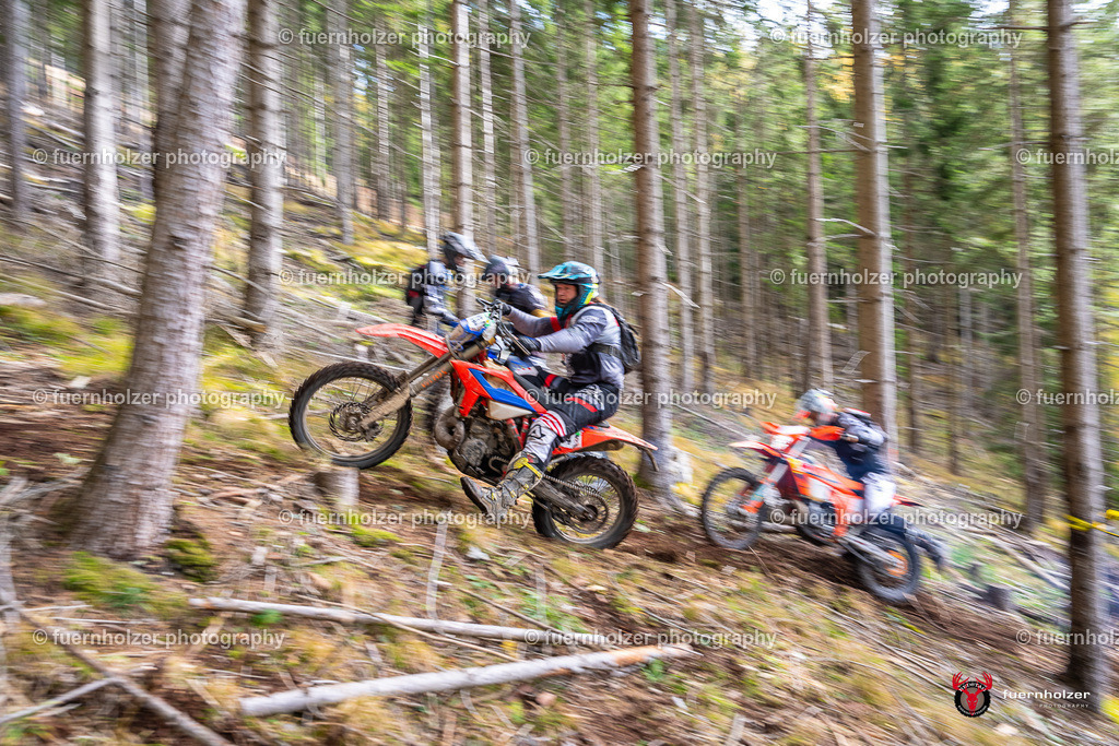 fuernholzer_251026-C1-371 | Fotografische Impressionen von der Red Stag Enduro Extreme by fuernholzer-photography.com. Endurosport in Österreich fotografisch festgehalten von fuernholzer. Auftragsfotografie für Private, Gewerbefotos und Industriefotografie. Eventfotografie, Sportfotografie und Motorsportfotografie. Anbieter von Fotoworkshops, Fototraining, fotografischen Vorträgen und Fotoseminaren.