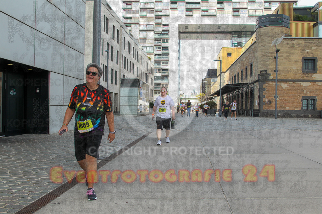 250920_1347_EV4_6670 | Sportfotografie im Rhein-Sieg Kreis, Köln, Bonn, NRW, Rheinland Pfalz, Hessen, etc. Unser Tätigkeitsfeld umfasst den Laufsport vom Volkslauf über den Marathon, Duathlon, Triathon bis zum Ultralauf wie Kölnpfad Ultra oder Schindertrail.