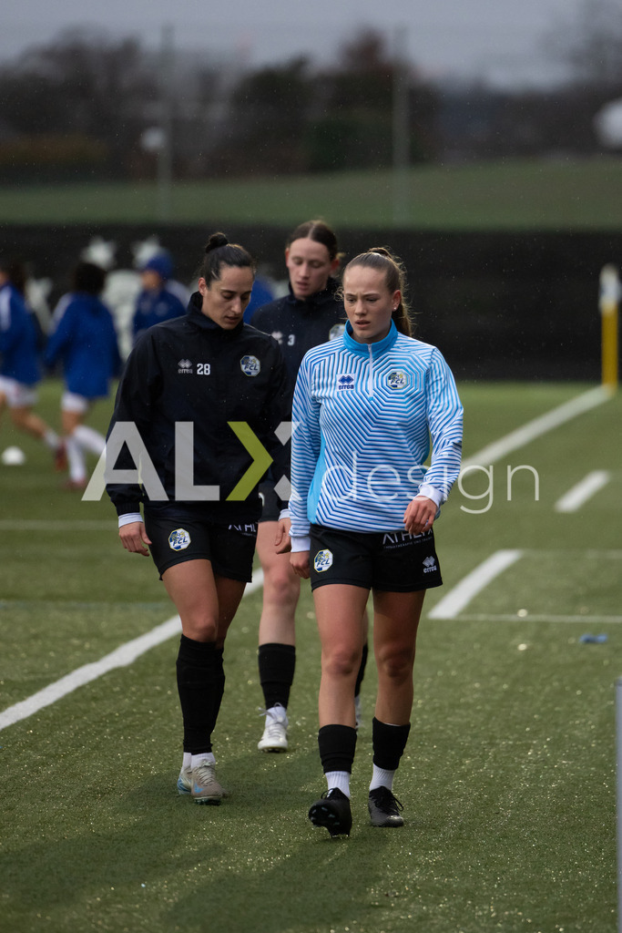 Fußball I Frauen I Saison 2025-2026 I AXA Women's Super League | Women I 14. Spieltag I Grasshoppers Club Zürich - FC Luzern I 14.02.2026 | Hochwertige Sportfotos kaufen & lizenzieren für Medien, Vereine, Agenturen & Sportler:innen. Entdecke professionelle Sportfotografie im Bildshop von Alexander Franzen. - Realisiert mit Pictrs.com